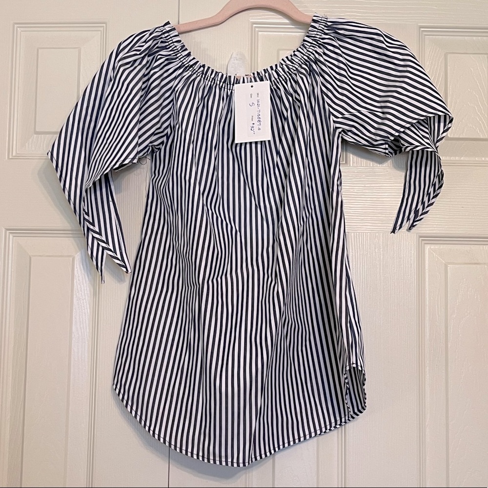 Navy striped Top NWT